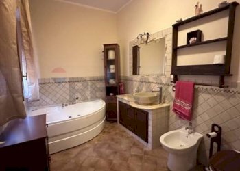 Bagno - Villa Via Cristoforo Colombo
 
35, Capaci - foto 11