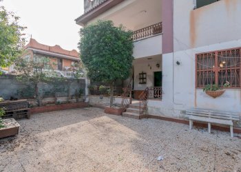 Casa all\'aperto - Villa Via Cristoforo Colombo
 
35, Capaci - foto 18