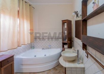 Bagno - Villa Via Cristoforo Colombo
 
35, Capaci - foto 30