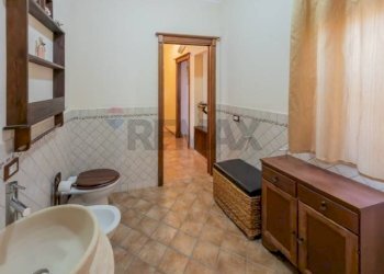 Bagno - Villa Via Cristoforo Colombo
 
35, Capaci - foto 33
