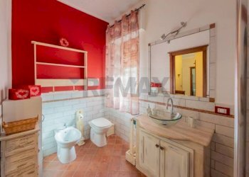 Bagno - Villa Via Cristoforo Colombo
 
35, Capaci - foto 35