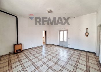 Stanza vuota - Four-room apartment Via Castelfidardo
 
13, Cairate - photo 2