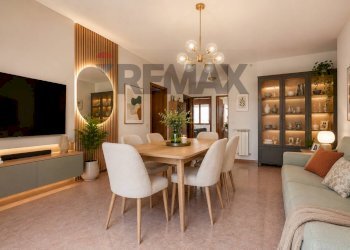 Sala da pranzo - Trilocale Via Fermi
 
7, Gallarate - foto 8