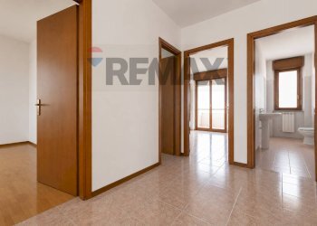 Hall / corridoio - Trilocale Via Fermi
 
7, Gallarate - foto 12