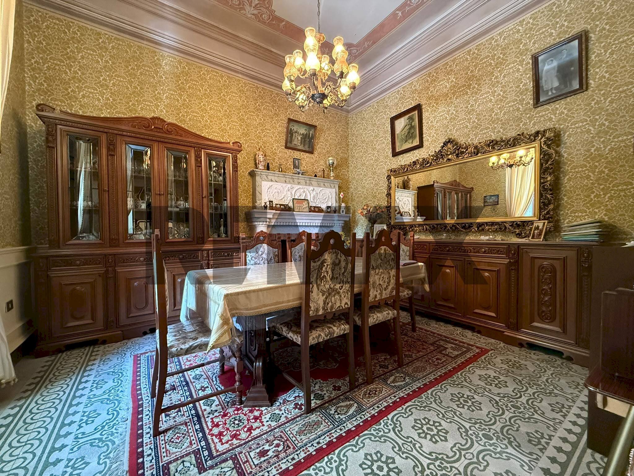 Sala da pranzo - Villa Via Iafolla Corrado
 
41, Villalago - foto 2