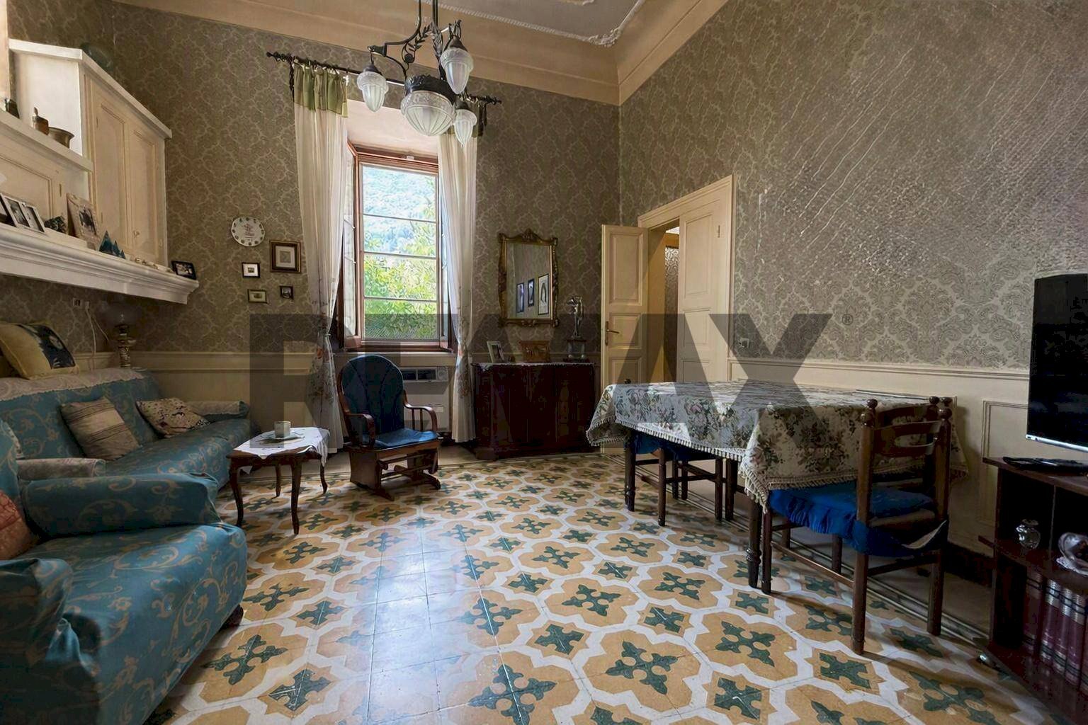 Sala da pranzo - Villa Via Iafolla Corrado
 
41, Villalago - foto 3