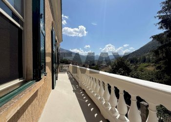 Balcone - Villa Via Iafolla Corrado
41, Villalago - foto 23