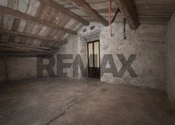 Parcheggio - Villa Via Iafolla Corrado
41, Villalago - foto 27