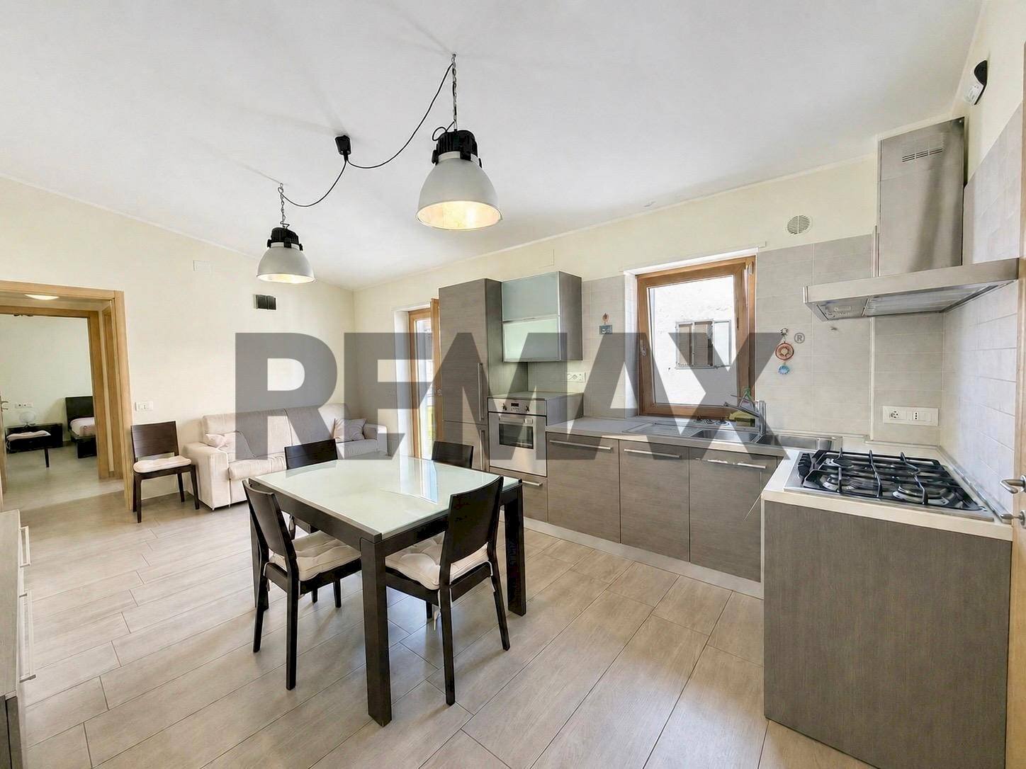 Sala da pranzo - Bilocale Via Longano
 
58, Campobasso - foto 1