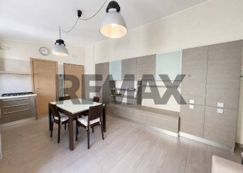 Sala da pranzo - Bilocale Via Longano
 
58, Campobasso - foto 4