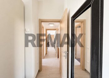 Hall / corridoio - Bilocale Via Longano
 
58, Campobasso - foto 14