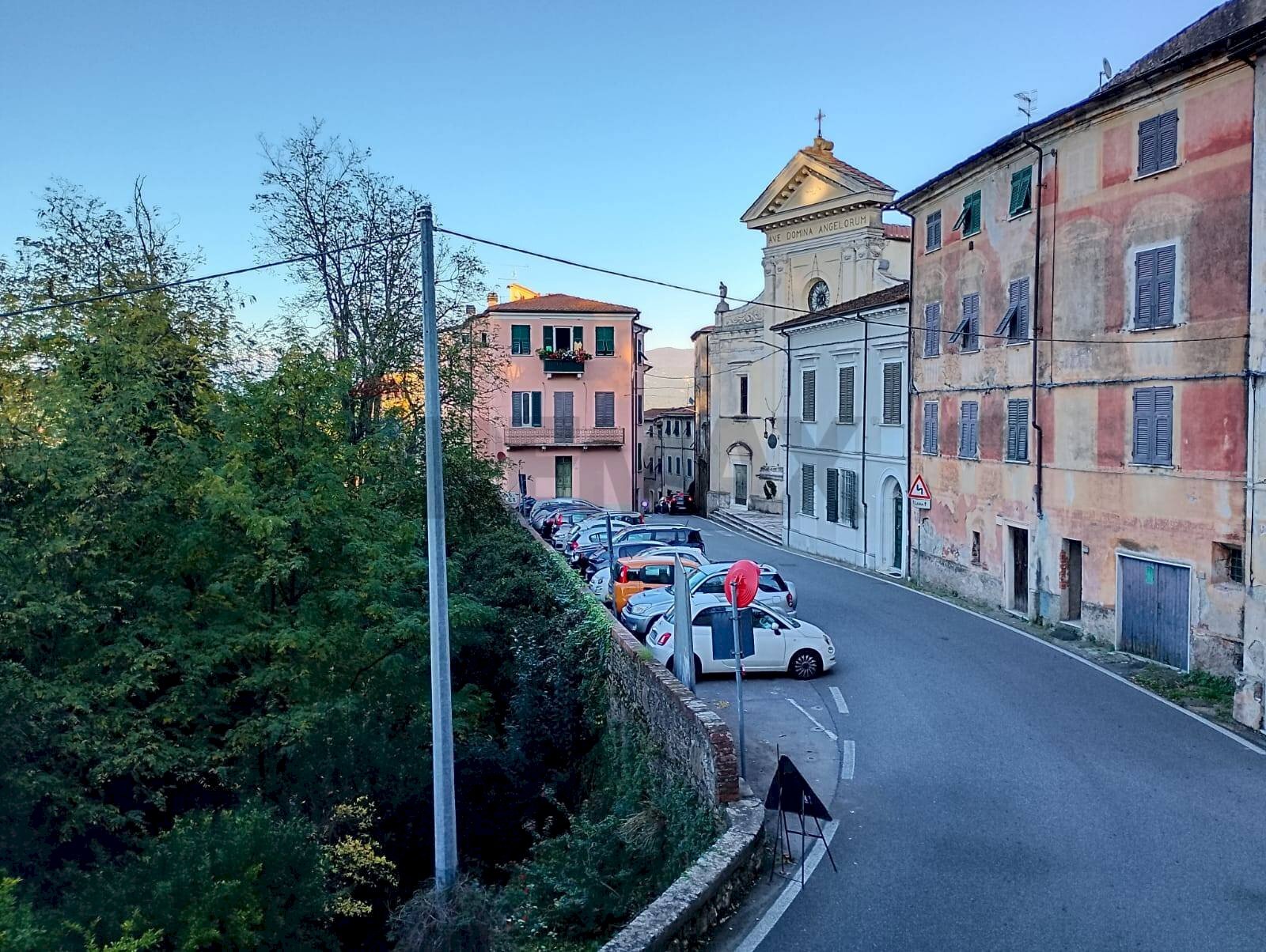 Edificio all\'aperto - Three-room apartment VIA GORDESCO
 
3, Arcola - photo 1