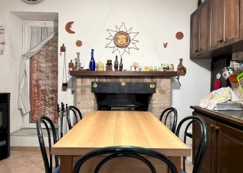 Sala da pranzo - Three-room apartment VIA GORDESCO
 
3, Arcola - photo 5