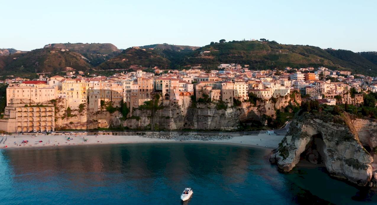 Vista dell\'acqua - Appartamento Largo Gesuiti
10, Tropea - foto 2