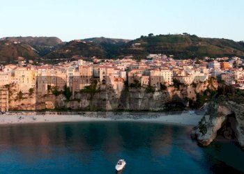 Vista dell\'acqua - Appartamento Largo Gesuiti
 
10, Tropea - foto 2