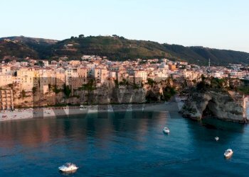 Vista dell\'acqua - Appartamento Largo Gesuiti
 
10, Tropea - foto 7