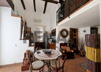 Sala da pranzo - Appartamento Largo Gesuiti
 
10, Tropea - foto 18