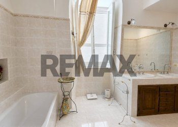 Bagno - Appartamento Largo Gesuiti
 
10, Tropea - foto 30