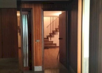 Interno palazzo - Apartment via San Francesco, 27, Jesi - photo 5