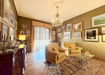 Salone - Apartment corso Nizza, 80, Cuneo (neighborhood Donatello) - photo 3