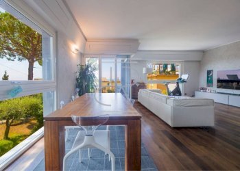 Salone - Villa via Donato Somma, Genova (neighborhood Nervi) - photo 7