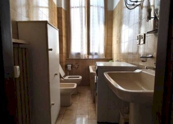 Bagno - Apartment via Felice Cavallotti, 14, Cuneo (neighborhood Centro) - photo 17