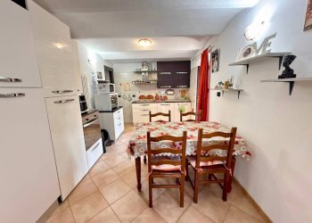 Cucina - Casa indipendente via Antiche Mure, Cercenasco - foto 4