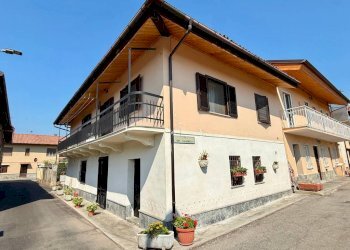 Facciata - Casa indipendente via Antiche Mure, Cercenasco - foto 19