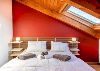 Camera da letto - Appartamento via Roddino, 20, Monforte d'Alba - foto 10