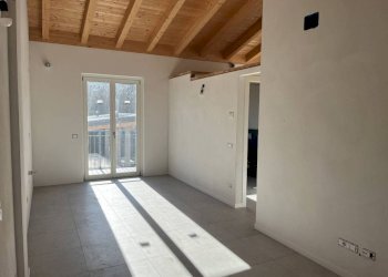 Cucina - Three-room apartment contrada Maioni, Sondrio - photo 4
