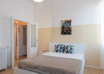 Camera da letto - Three-room apartment via Ruggero Leoncavallo, 14, Milano (neighborhood Casoretto) - photo 5