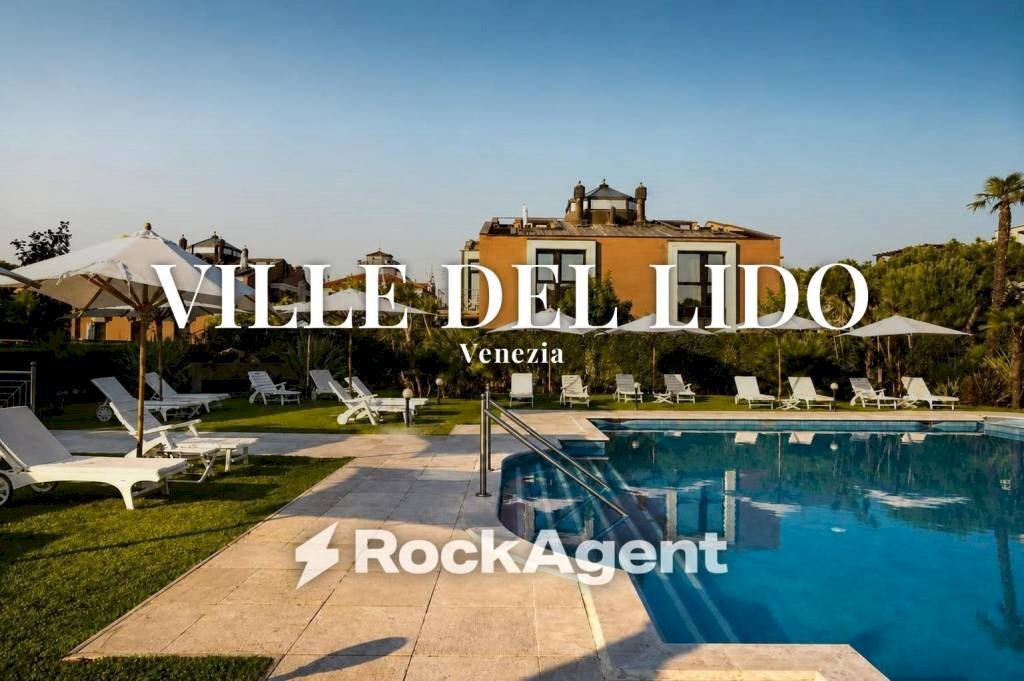 Piscina - Villa via Marcantonio Bragadin, 38, Venezia - foto 1