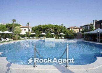 Piscina - Villa via Marcantonio Bragadin, 38, Venezia - photo 6