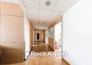 Corridoio - Office via Francesco Rolla, 13, Genova (neighborhood Sampierdarena) - photo 2