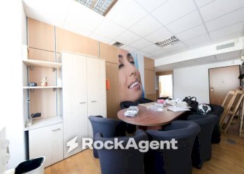 Interno non residenziale - Office via Francesco Rolla, 13, Genova (neighborhood Sampierdarena) - photo 3