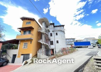 Zona - Independent house strada Provinciale 17, Campli - photo 3