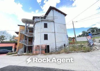 Facciata - Independent house strada Provinciale 17, Campli - photo 6