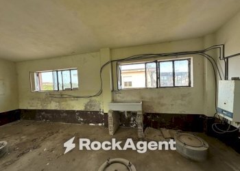 Cantina - Capannone via Pedine, Tollo - foto 31