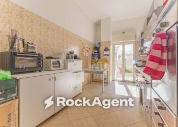 Interno non residenziale - Three-room apartment via Gen. Giovanni Magli, 15, Cassano delle Murge - photo 8