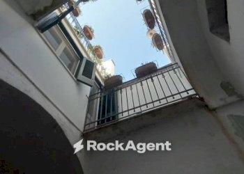 Cortile interno - Negozio via Cesare Battisti, 12, Carmiano - foto 24