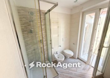 Bagno - Quadrilocale piazza Cosma Clavarino, 3, Genova (zona Sestri Ponente) - foto 27