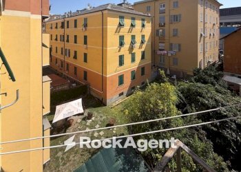 Vista - Quadrilocale piazza Cosma Clavarino, 3, Genova (zona Sestri Ponente) - foto 30