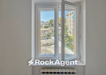 Vista - Quadrilocale piazza Cosma Clavarino, 3, Genova (zona Sestri Ponente) - foto 35