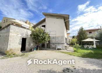 Giardino - Casa indipendente via Alcide de Gasperi, 10, Tortoreto - foto 9
