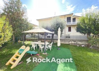 Giardino - Casa indipendente via Alcide de Gasperi, 10, Tortoreto - foto 32
