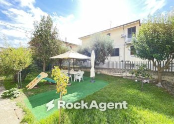 Giardino - Casa indipendente via Alcide de Gasperi, 10, Tortoreto - foto 35