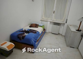 Camera da letto - Four-room apartment via alla Costa di Teglia, 3b, Genova (neighborhood Bolzaneto) - photo 21
