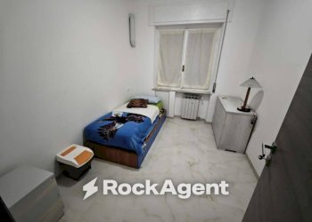 Camera da letto - Four-room apartment via alla Costa di Teglia, 3b, Genova (neighborhood Bolzaneto) - photo 22