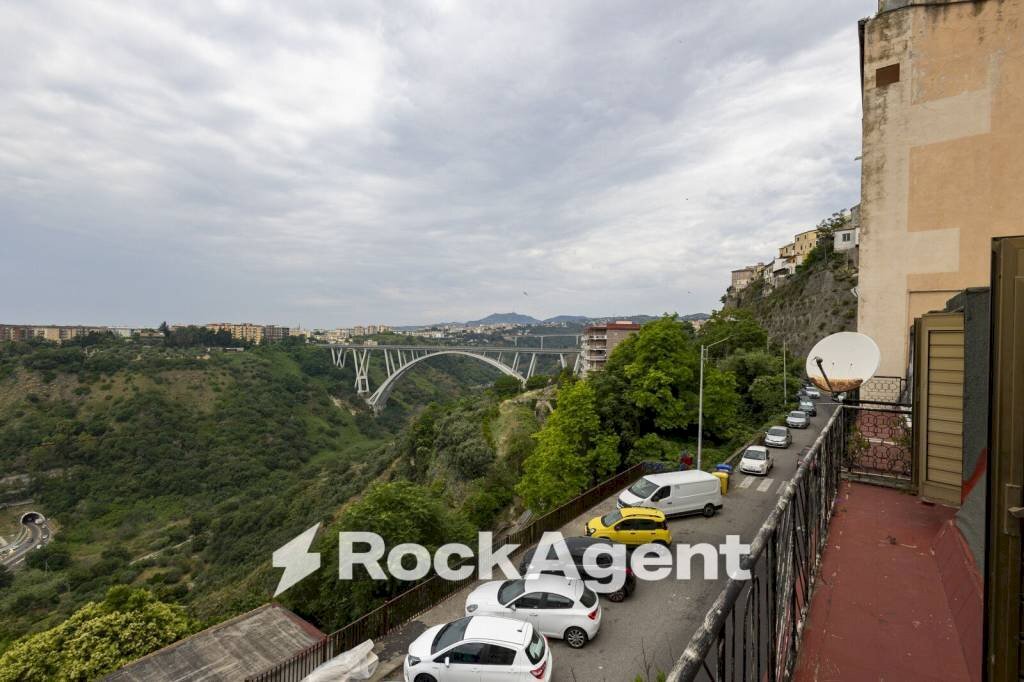 Vista - Appartamento via Carlo V, Catanzaro - foto 2