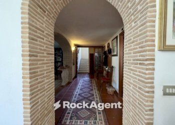 Corridoio - Villa via Colle Scarano, 79, Velletri - photo 14